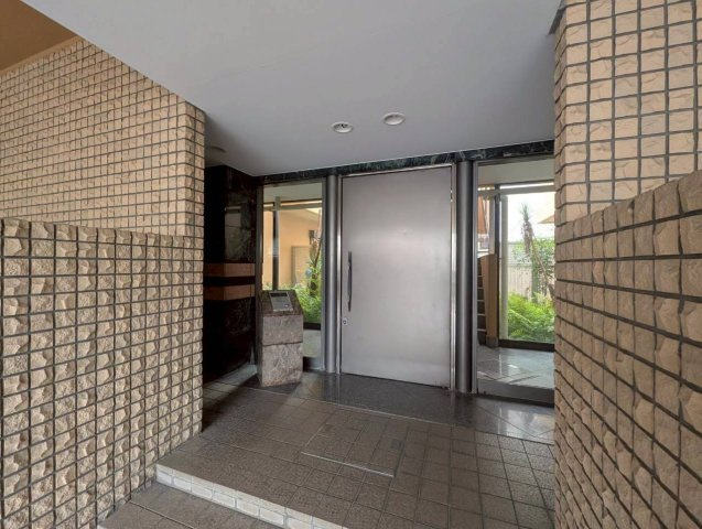 エルコート豊中のエントランス