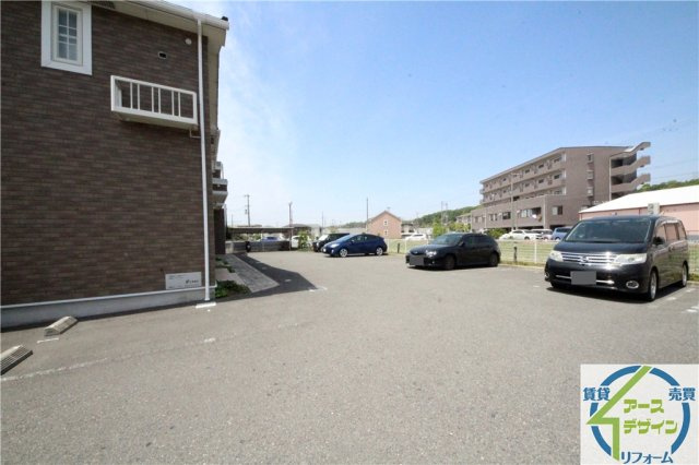 エトワル　ベルメゾンの駐車場