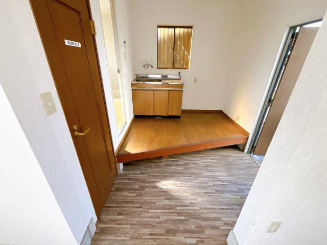 東海TK倉庫の内装