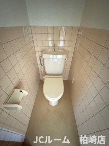 柏崎市半田１丁目のアパートのトイレ