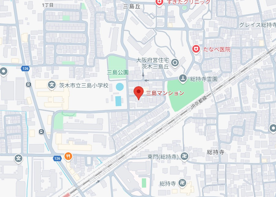 エテルナコート総持寺の地図