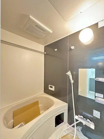 エテルナコート総持寺の浴室