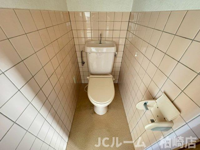 柏崎市半田１丁目のアパートのトイレ