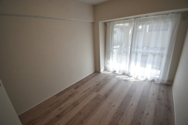 スワローハイツ山荘通の洋室