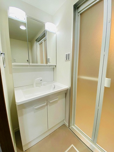 【仲介手数料無料／北区】宝マンション中切町の独立洗面台