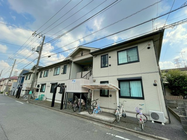 レットビのエントランス