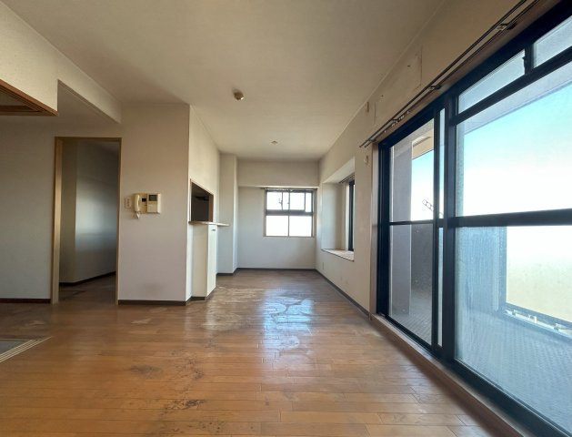 シャルマンフジソフィア泉大津駅前の居間・リビング|リビング・ダイニング