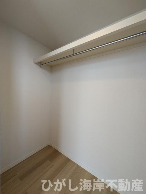 レクセルマンション茅ヶ崎の収納|新規リフォーム完了！　ウォークインクローゼット