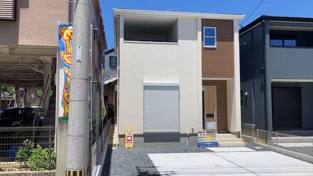 【外観】 | リーブルガーデン若松区栄盛川町第二 | ◇期間限定！当社契約にて仲介料0円！！！
お得な住まい探しは不動産すまラボにて♪093-871-0521
即日案内可能です。各メーカーの良い点悪い点を忖度なしでお伝えします♪