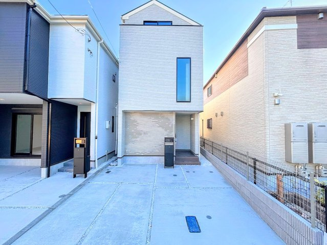 栄区飯島町　新築戸建て