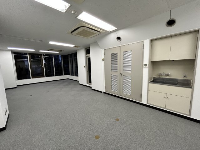 コイトビルの内装