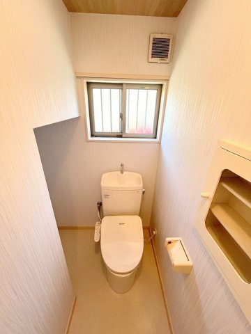 あきる野市牛沼　中古戸建　のトイレ