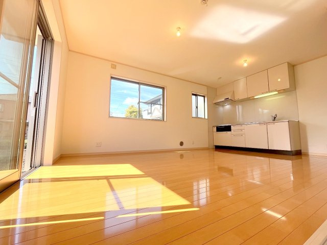 あきる野市牛沼　中古戸建　の居間・リビング