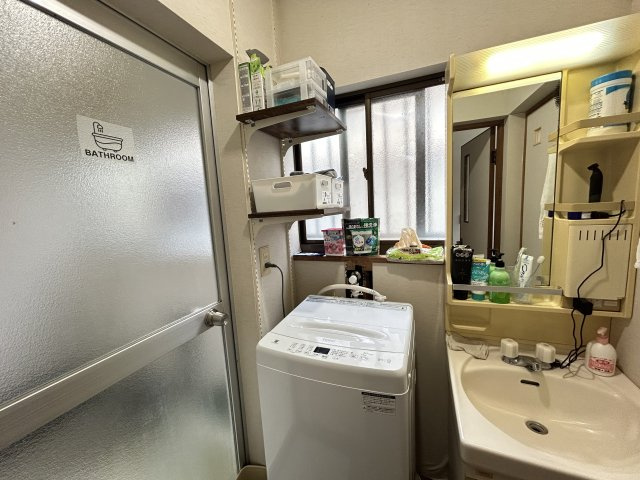 徳島市新浜町一丁目の洗面所