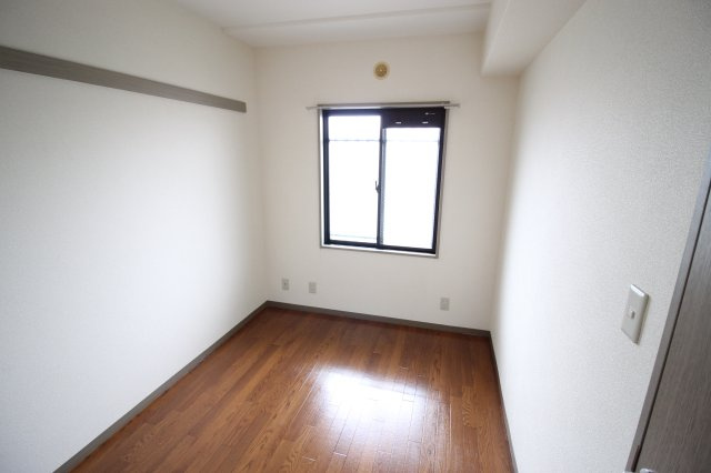 フォレストヒル緑園の洋室|別号室の同仕様の参考写真です。