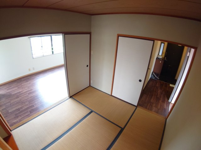 【エントランス】 | シュロス五月山2