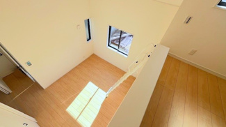 【その他】 | 今宿南町新築戸建 | ロフトからリビングを見下ろす構図です。