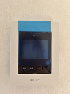 【防犯設備】 | 今宿南町新築戸建 | 防犯に便利なTVモニター付きインターホン。