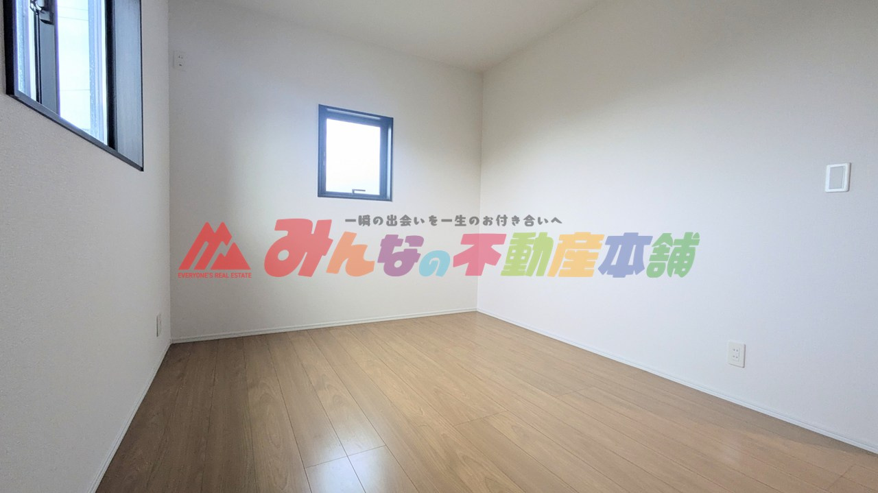 小郡市寺福童の中古一戸建の子供部屋