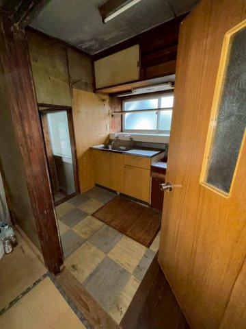 いすみ市小沢　中古戸建のキッチン