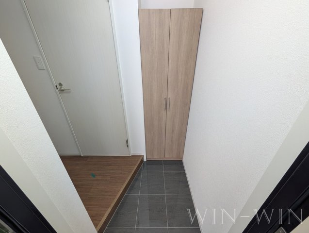 エムロード上地の玄関