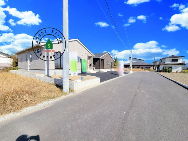 宇城市松橋町南豊崎第2-2棟（1号棟）の前面道路含む現地写真|見学の時間などお気軽にお問い合わせ下さい。