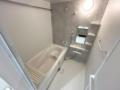 【浴室】 | ルヴィータ庄内通