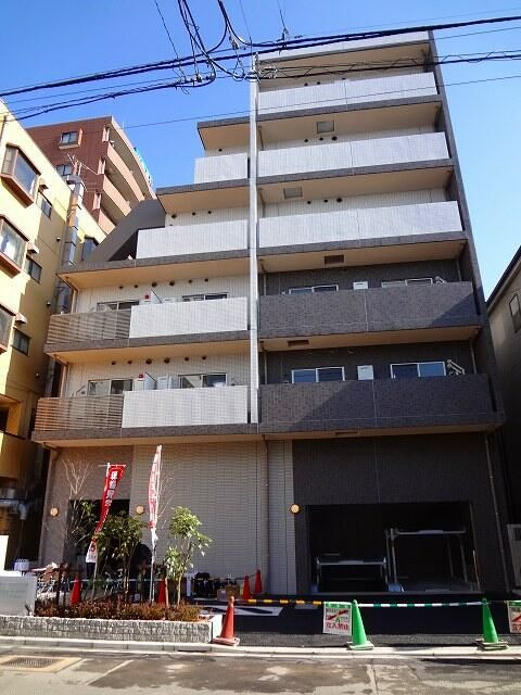 イル　ソーレ　パラッツオの外観