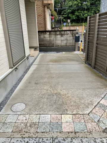 白幡戸建の駐車場