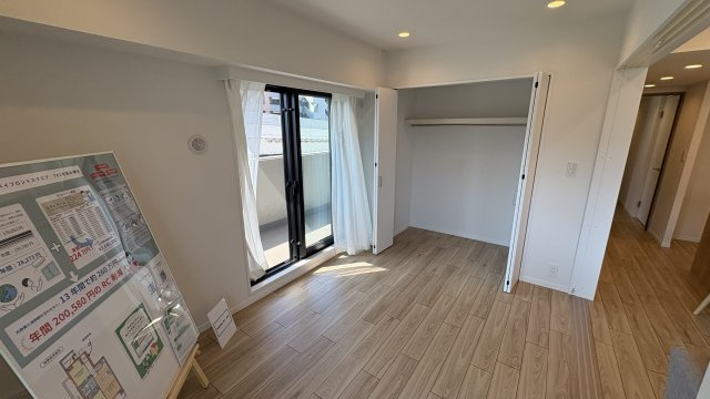 【居間・リビング】 | ★仲介手数料無料★クレストフォルム田町ベイフロントスクエア（角住戸・リノベーション済み.）.