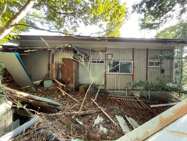 勝浦市串浜　中古戸建の外観