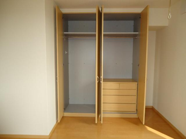 シャーロット・Ⅱの収納|クローゼット