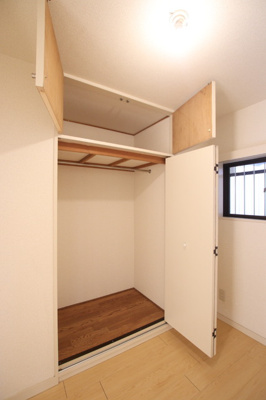 収納　クローゼット