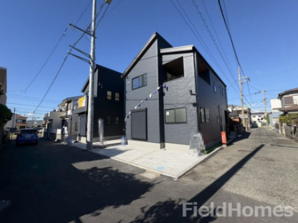 平塚市虹ケ浜新築戸建て　１号棟の前面道路含む現地写真|前面道路含む現地写真です。