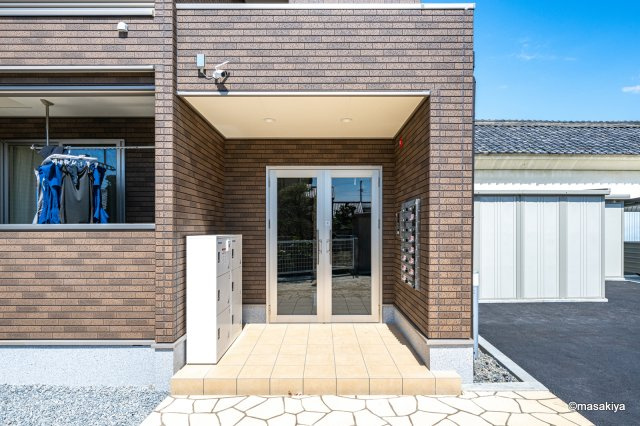 COCO若里のエントランス