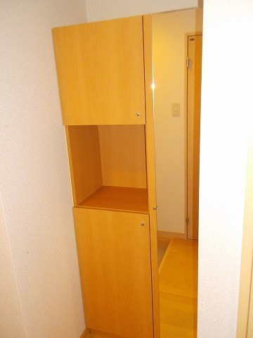 マンション・美の玄関