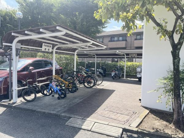 エクセル宮前平の駐車場|空き状況に関しましてはお気軽にお問合せ下さいませ。
