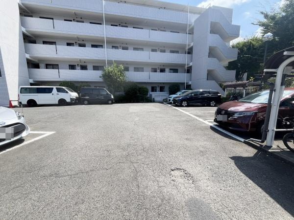【駐車場】 | エクセル宮前平 | 空き状況に関しましてはお気軽にお問合せ下さいませ。
