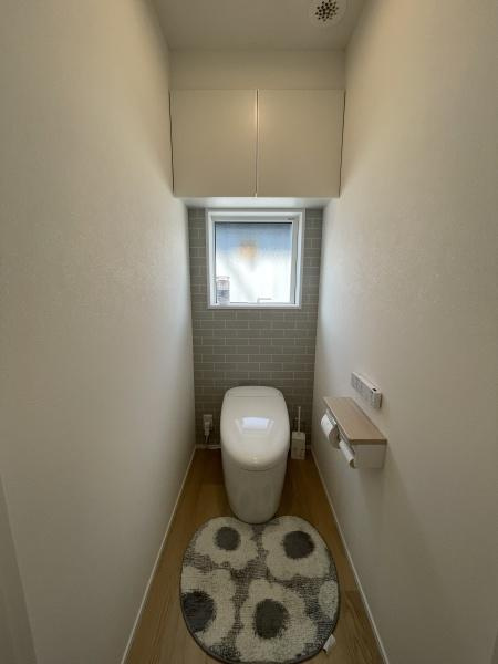 出雲市斐川町上荘原　中古戸建のトイレ