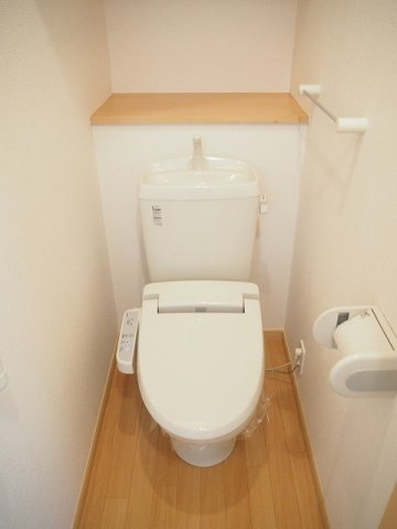 グランデのトイレ|落ち着いたトイレです