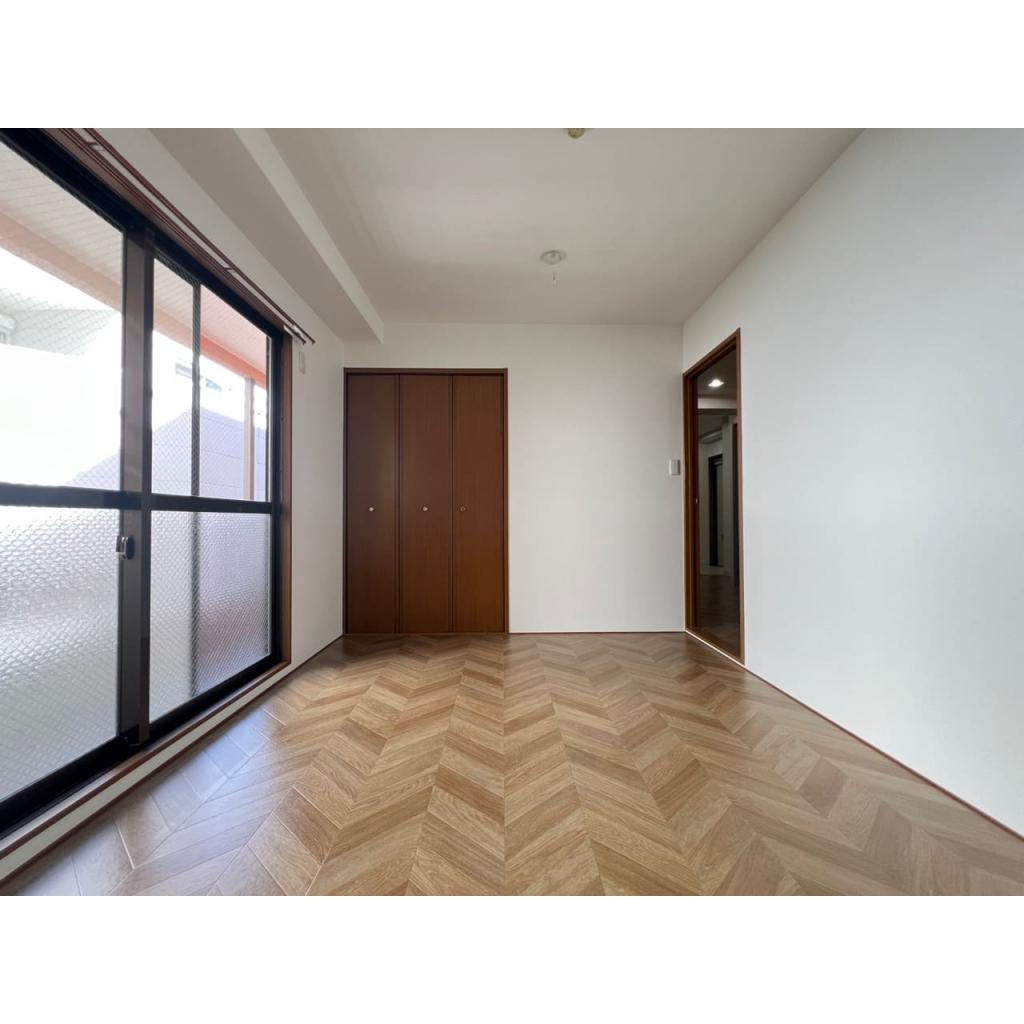 ＶＩＶＡ甲陽の居間・リビング|洋室