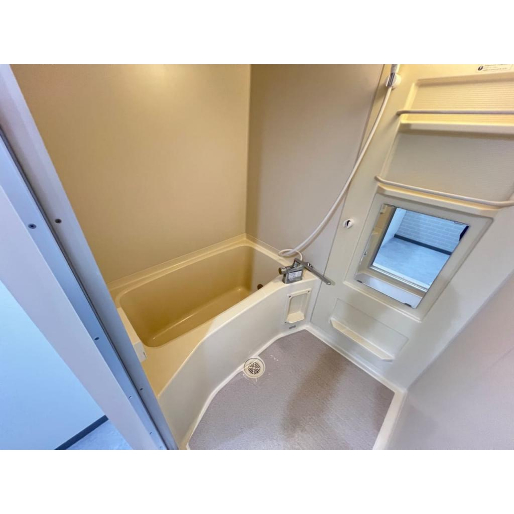 ＶＩＶＡ甲陽の浴室|風呂