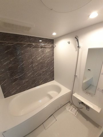 アンバーテラス　Ⅲの浴室