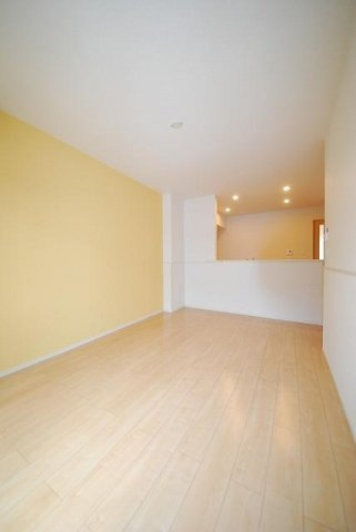 チロリアンコッティⅡ　Ｃの居間・リビング