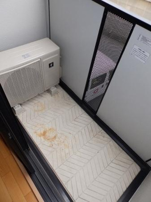 【バルコニー】 | ゼフィールＤ