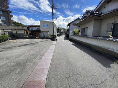 【その他】 | レオパレスしまなみ | 物件前道路