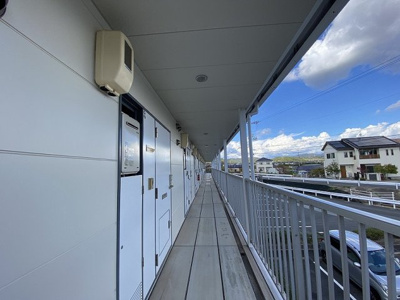 【その他】 | レオパレスマツナミ | 2Ｆ通路