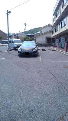 【駐車場】 | ビューセジュールＫ | 車をお持ちの方に嬉しい駐車場付きの物件です