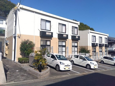 【外観】 | レオパレスひよりが丘 | 外はこのようになっています