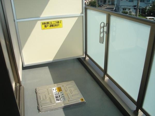 【バルコニー】